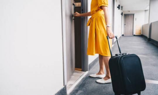 O Goberno busca limitar os aloxamentos turísticos en zonas tensionadas